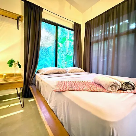 Brand New Huge Apt With Air Conditioner And A Private Pool And Kitchen Cocles Exterior photo