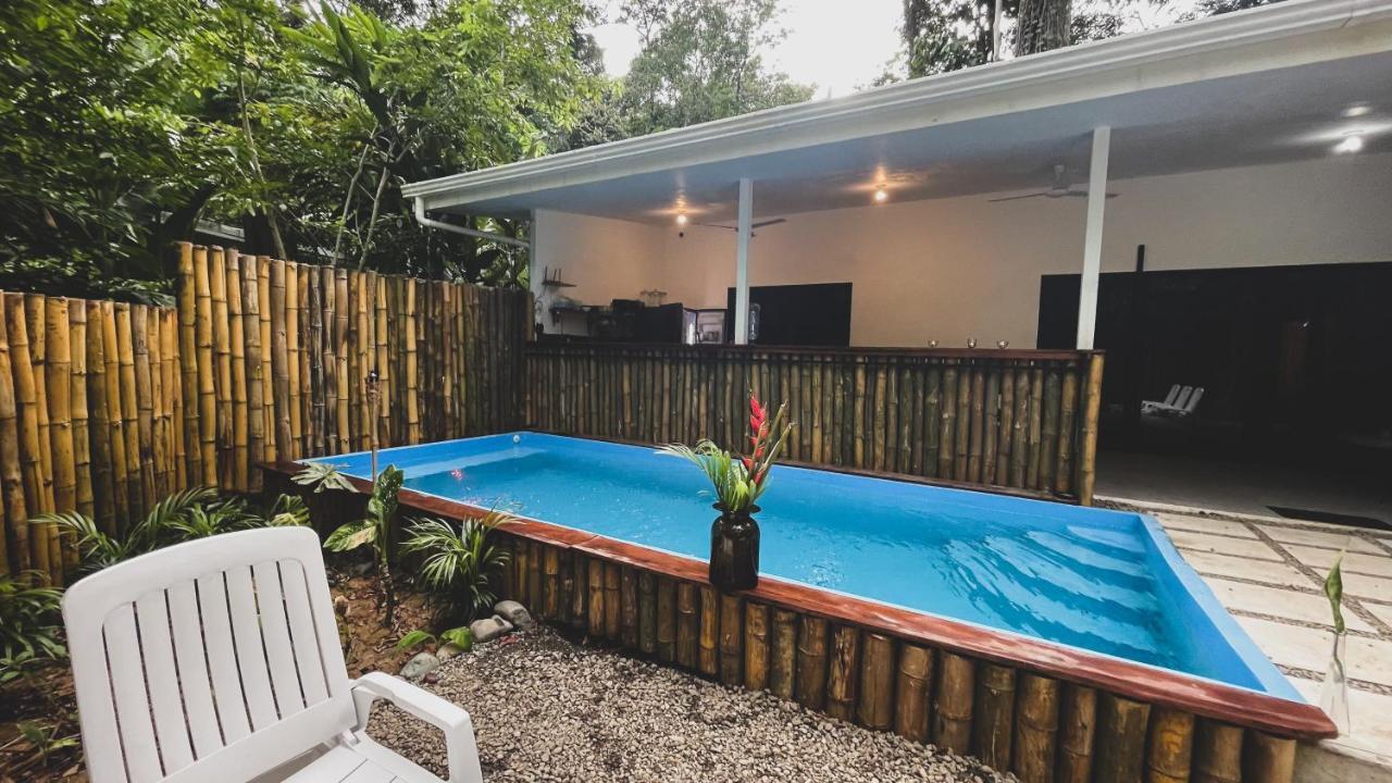 Brand New Huge With Air Conditioner And A Private Pool And Kitchen Apartment Cocles